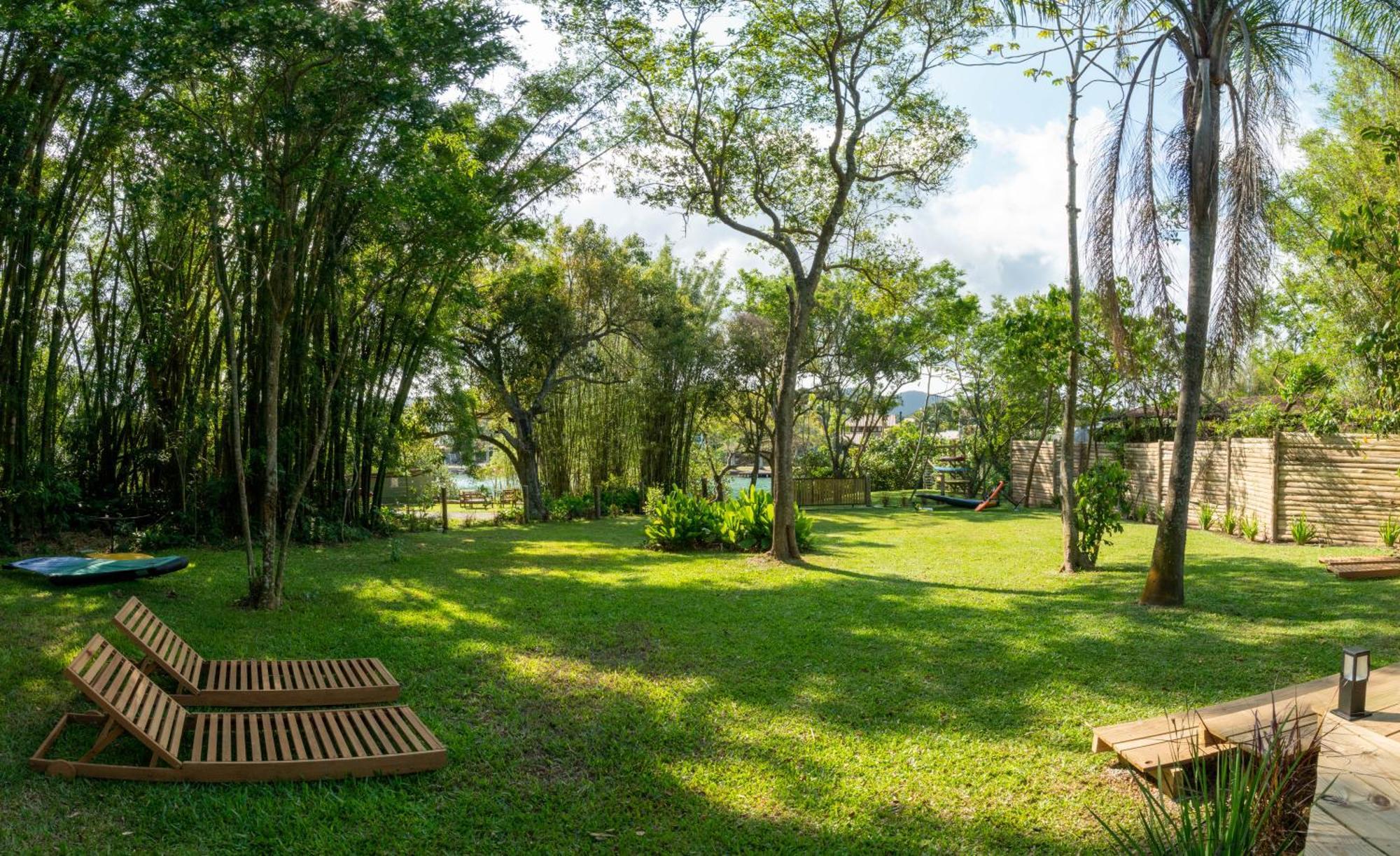 Nomades Riverside - Adventure Hostels & Coworking ฟลอเรียนอโปลิส ภายนอก รูปภาพ